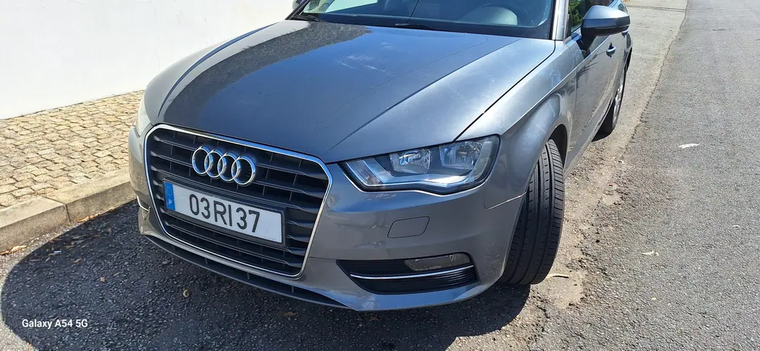 Audi A3 Sportback 2016 - 10350 EUR, 238000 km - AUTO.MOTO.pt - 238000km - foto 5 de 12