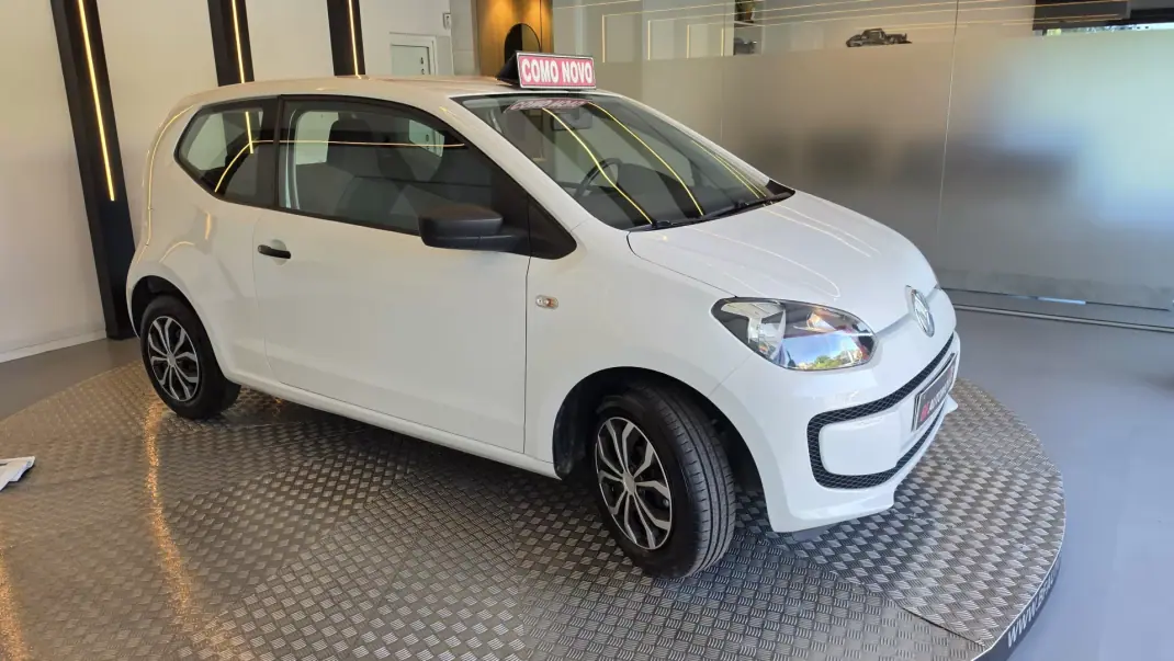 Volkswagen Up! 2016 - 8500 EUR, 79613 km - 79613km - foto 20 de 49