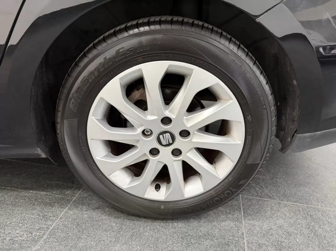 SEAT Leon ST 2016 - 9990 EUR, 214000 km - AUTO.MOTO.pt - 214000km - foto 19 de 19