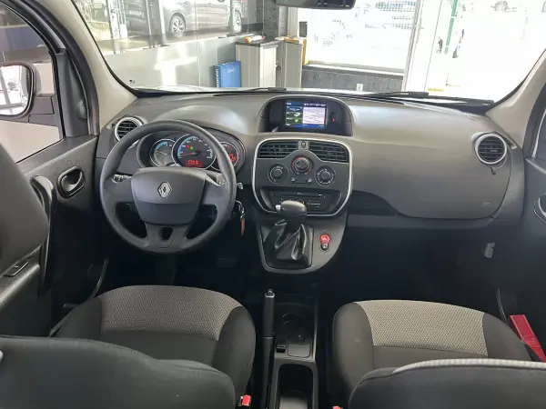 Renault Kangoo 2021 - 15800 EUR, 67687 km - AUTO.MOTO.pt - 67687km - foto 10 de 22