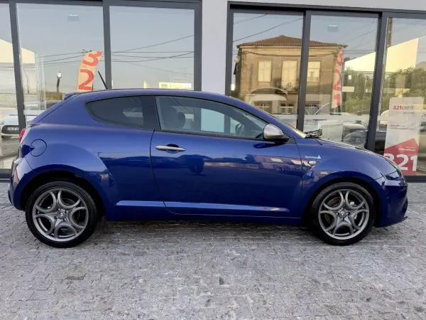 Alfa Romeo MiTo 2016 - 8900 EUR, 137500 km - AUTO.MOTO.pt - 137500km - foto 10 de 96
