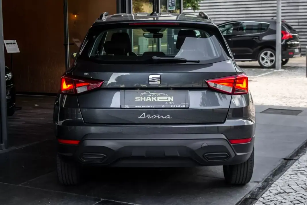 SEAT Arona 2023 - 15550 EUR, 66766 km - AUTO.MOTO.pt - 66766km - foto 10 de 42