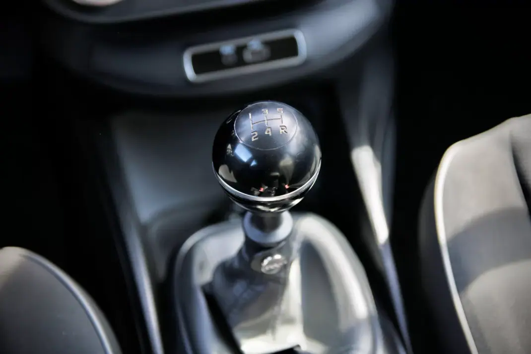 Fiat 500X 2016 - 11950 EUR, 140000 km - AUTO.MOTO.pt - 140000km - foto 28 de 33