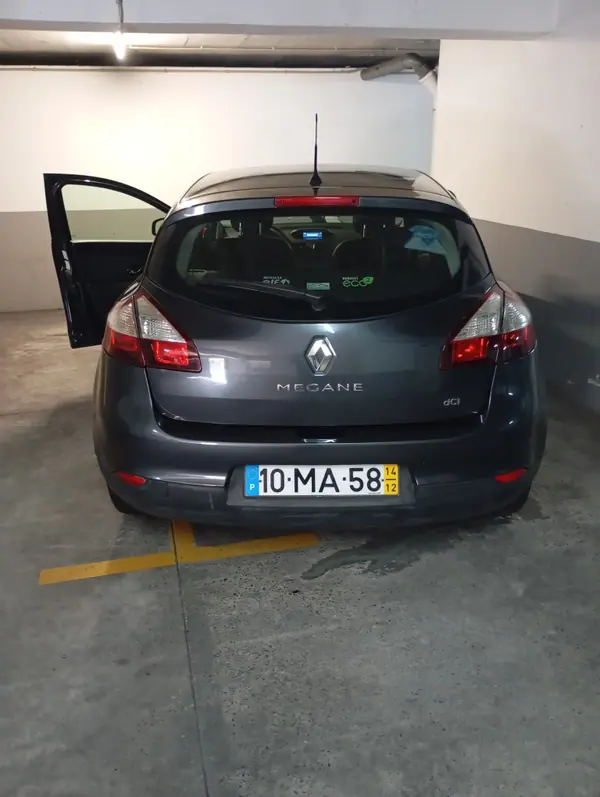Renault Mégane 2014 - 7000 EUR, 193421 km - AUTO.MOTO.pt - 193421km - foto 4 de 4