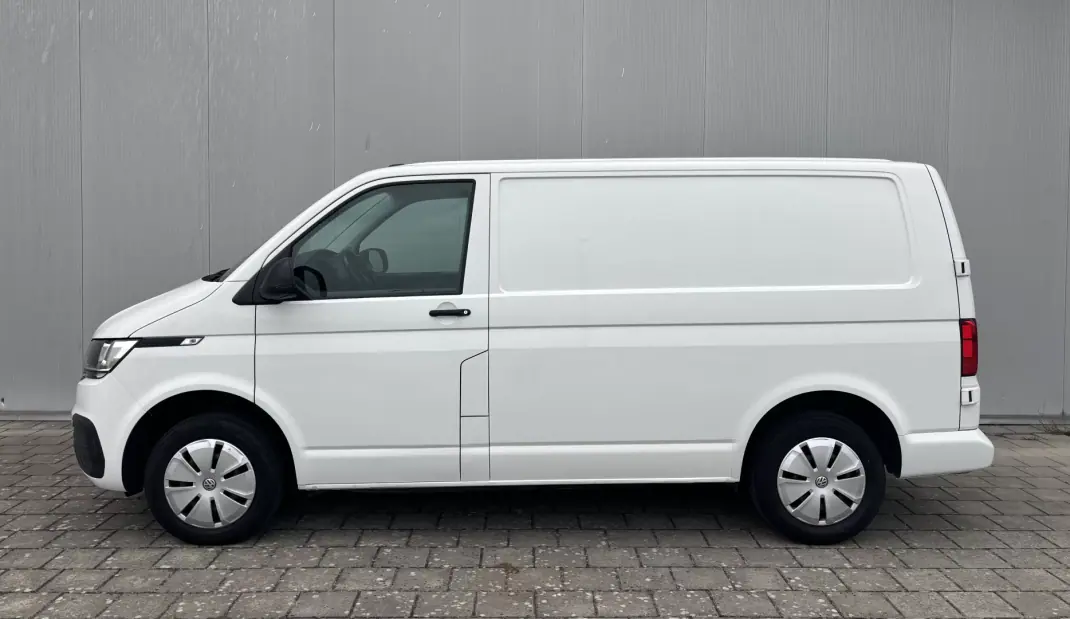 VW TRANSPORTER 2022 - 21750 EUR, 102000 km - 102000km - foto 2 de 34