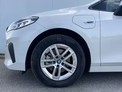 BMW 225xe Active Tourer 2023 - 28900 EUR, 114998 km - AUTO.MOTO.pt - 114998km - foto 3 de 11