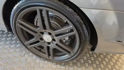 Mercedes-Benz C 180 2014 - 9900 EUR, 299370 km - AUTO.MOTO.pt - 299370km - foto 29 de 52