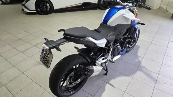 BMW F 900 R 2023 - 10900 EUR, 1060 km - AUTO.MOTO.pt - 1060km - foto 7 de 23