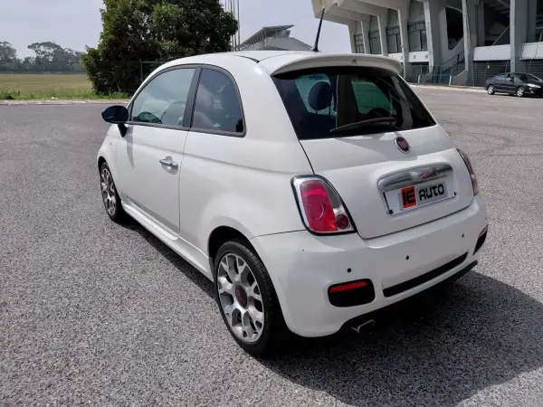 Fiat 500 2013 - 8500 EUR, 171500 km - AUTO.MOTO.pt - 171500km - foto 5 de 22
