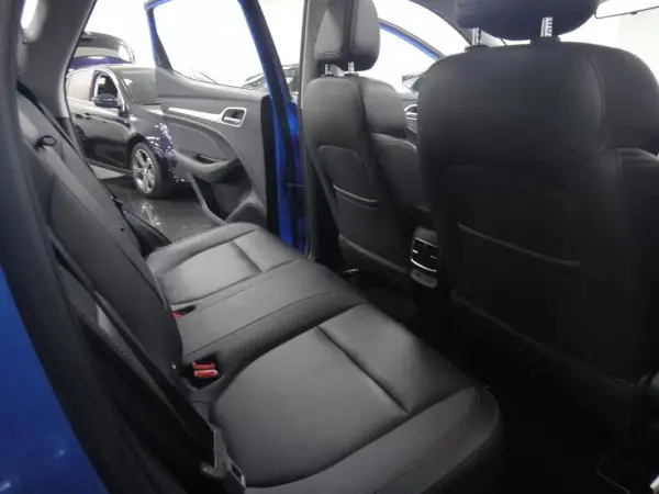 MG ZS 2022 - 20900 EUR, 68000 km - AUTO.MOTO.pt - 68000km - foto 20 de 36