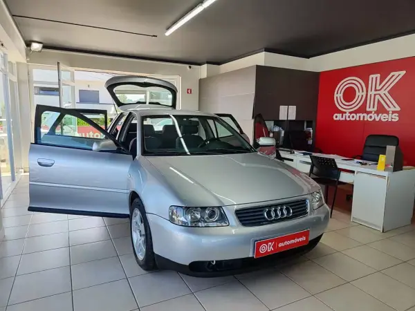 Audi A3 2002 - 5250 EUR, 330000 km - AUTO.MOTO.pt - 330000km - foto 20 de 32
