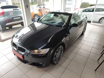 BMW 320 2007 - 13250 EUR, 189900 km - AUTO.MOTO.pt - 189900km - foto 6 de 36