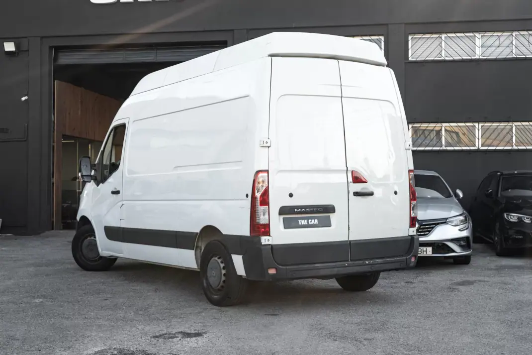 Renault MASTER 2.2DCI CAIXA ABERTA 2016 - 16900 EUR, 268660 km - AUTO.MOTO.pt - 268660km - foto 12 de 15