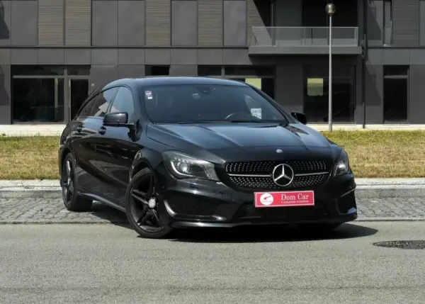 Mercedes-Benz CLA 180 d Shooting Brake AMG Line 2016 Diesel — 69 000 km Mercedes-Benz CLA 180 d Shooting Brake AMG Line 2016 Diesel