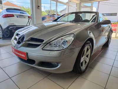 Mercedes-Benz SLK 200 2004 - 10950 EUR, 251000 km - AUTO.MOTO.pt - 251000km - foto 5 de 35