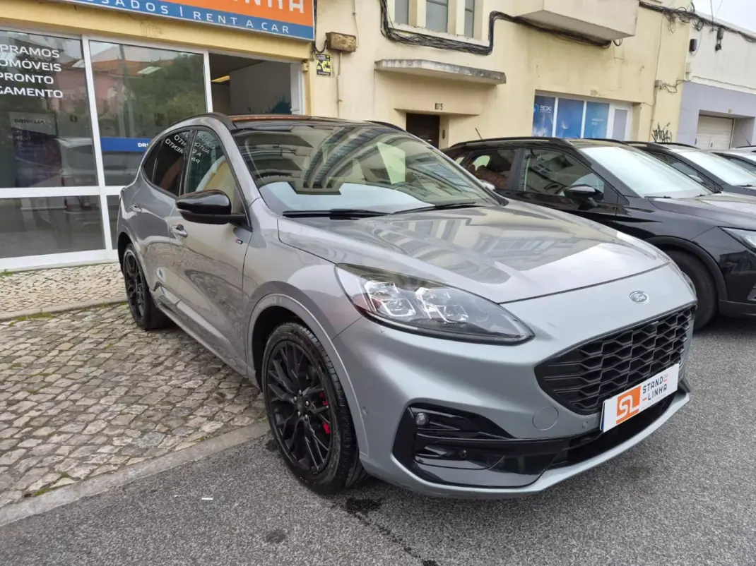 Ford Kuga 2023 - 21000 EUR, 56502 km - AUTO.MOTO.pt - 56502km - foto 3 de 34
