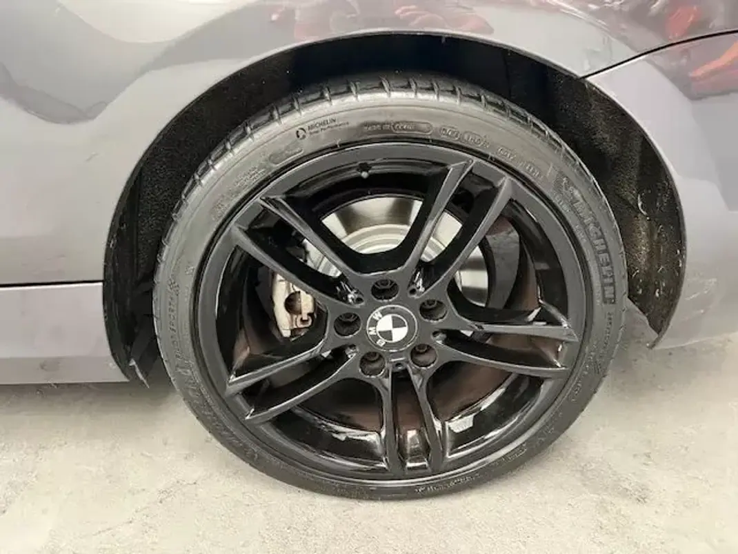 BMW 120 2009 - 11999 EUR, 261000 km - AUTO.MOTO.pt - 261000km - foto 10 de 10