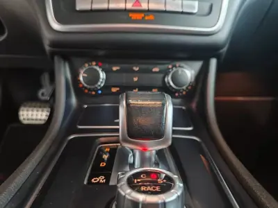 Mercedes-Benz CLA 45 AMG 2016 - 35750 EUR, 126000 km - AUTO.MOTO.pt - 126000km - foto 46 de 48