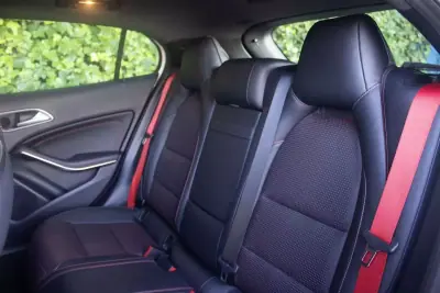 Mercedes-Benz GLA 45 AMG 2015 - 34900 EUR, 49200 km - AUTO.MOTO.pt - 49200km - foto 14 de 20