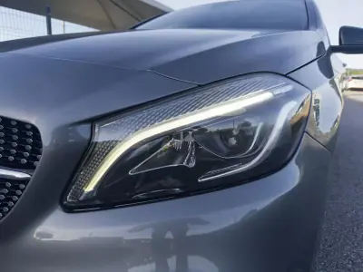 Mercedes-Benz A 200 2015 — photo 3 of 34