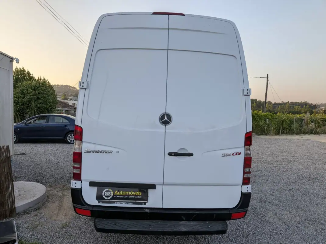 Mercedes-Benz Sprinter 2013 - 19900 EUR, 190000 km - 190000km - foto 4 de 18