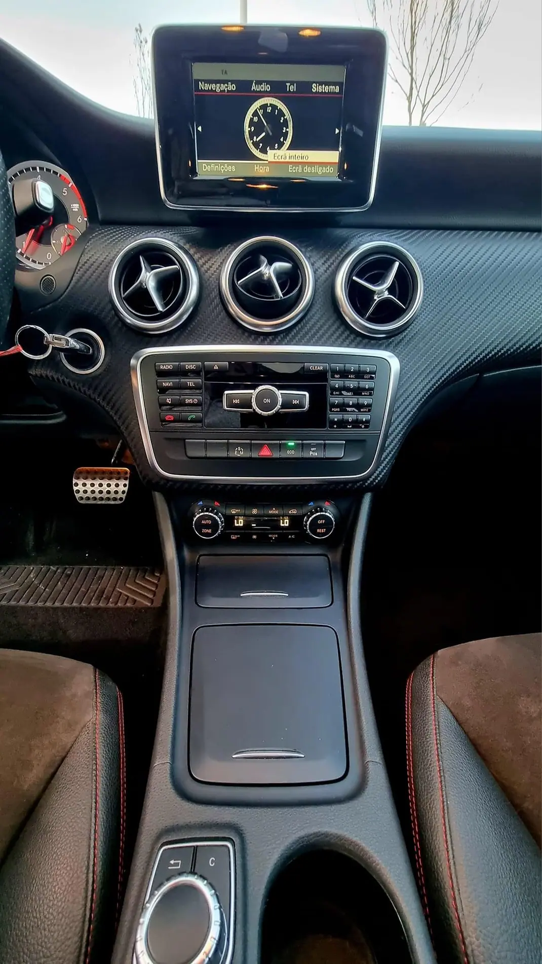 Mercedes-Benz A 220 2014 - 16000 EUR, 196000 km - AUTO.MOTO.pt - 196000km - foto 9 de 10