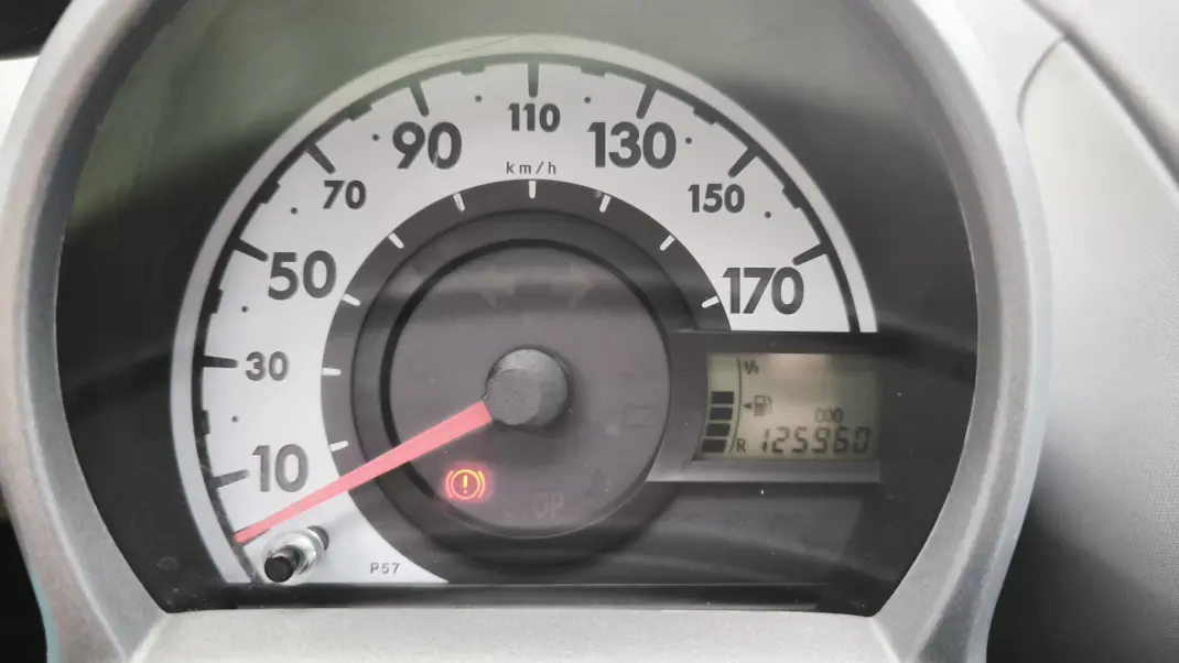 Toyota Aygo 2007 - 5450 EUR, 125960 km - 125960km - foto 7 de 8