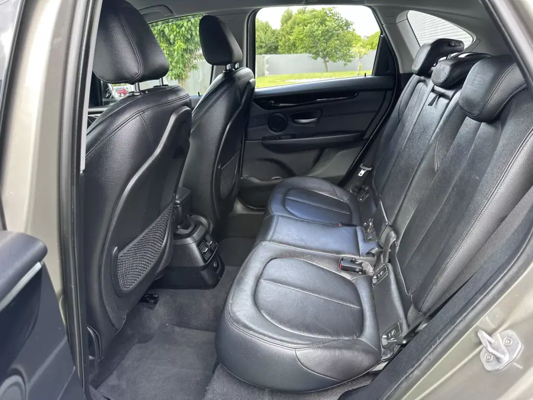 BMW 218 Active Tourer 2014 - 13900 EUR, 150000 km - AUTO.MOTO.pt - 150000km - foto 29 de 64