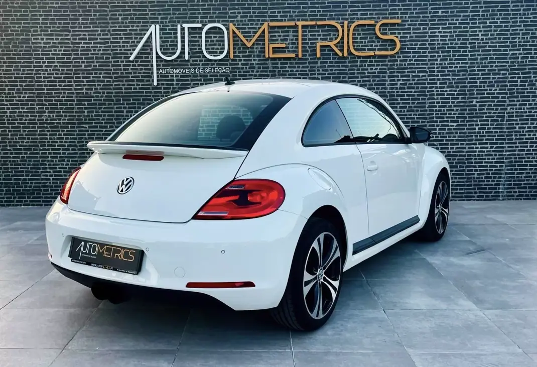 Volkswagen New Beetle 2012 - 10900 EUR, 229000 km - 229000km - foto 14 de 14