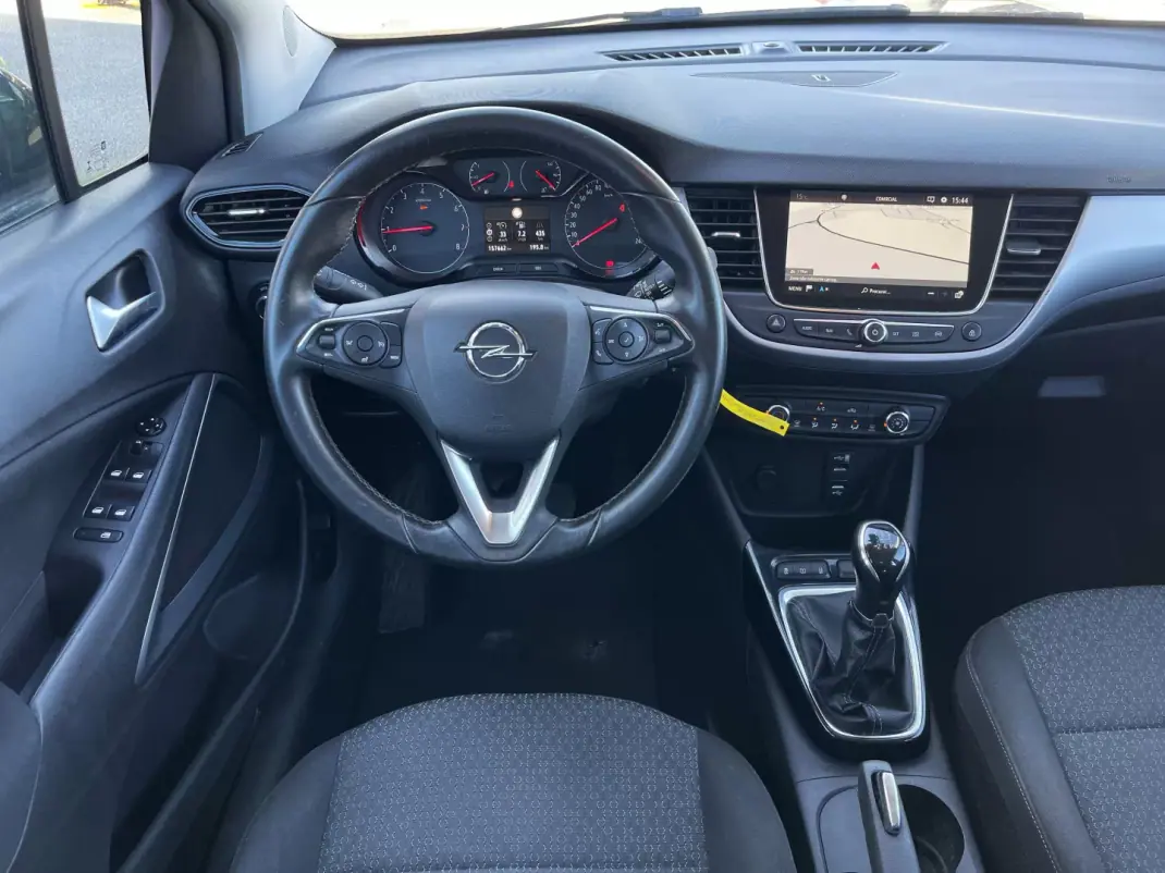 Opel Crossland X 2018 - 11490 EUR, 157660 km - AUTO.MOTO.pt - 157660km - foto 9 de 20