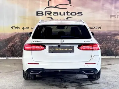 Mercedes-Benz E 300 2022 - 38900 EUR, 155105 km - AUTO.MOTO.pt - 155105km - foto 7 de 37