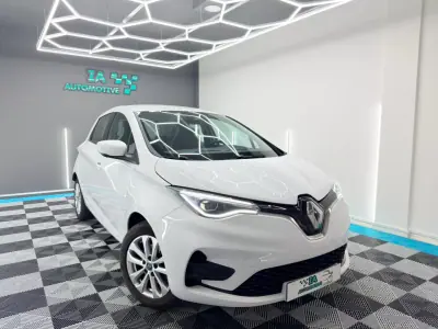 Renault Zoe 2020 - 13999 EUR, 114000 km - AUTO.MOTO.pt - 114000km - foto 4 de 21
