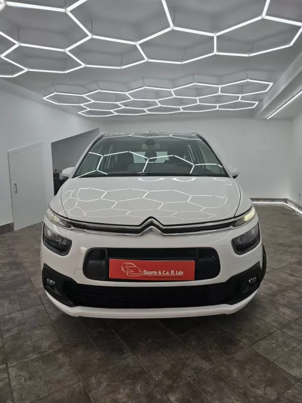 Citroën C4 Grand Picasso 2018 - 13650 EUR, 245556 km - AUTO.MOTO.pt - 245556km - foto 24 de 43