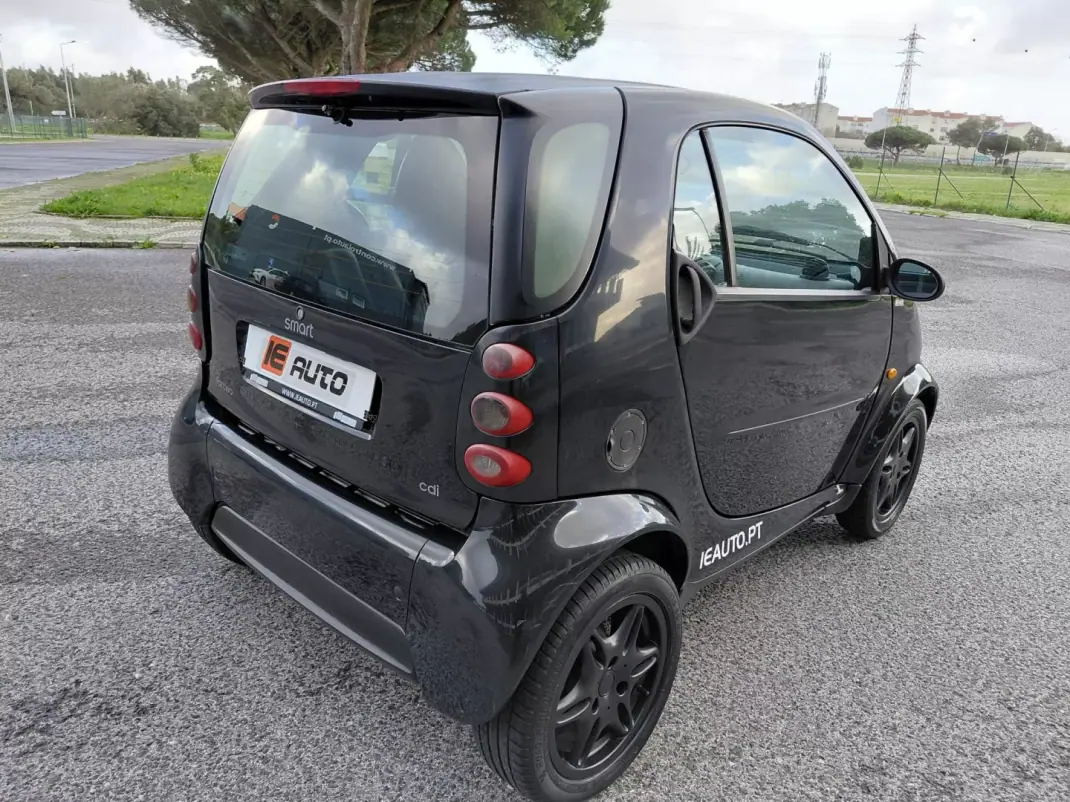 Smart Fortwo Cabrio 2004 - 3890 EUR, 224145 km - AUTO.MOTO.pt - 224145km - foto 7 de 18