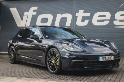Porsche Panamera Sport Turismo 2019 - 69880 EUR, 97640 km - AUTO.MOTO.pt - 97640km - foto 6 de 71