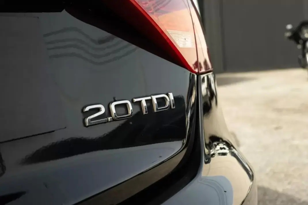 Audi A5 Sportback 2009 - 11900 EUR, 270425 km - AUTO.MOTO.pt - 270425km - foto 9 de 25