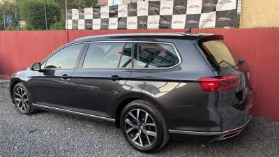 Volkswagen Passat Variant 2020 - 18500 EUR, 175000 km - AUTO.MOTO.pt - 175000km - foto 4 de 12