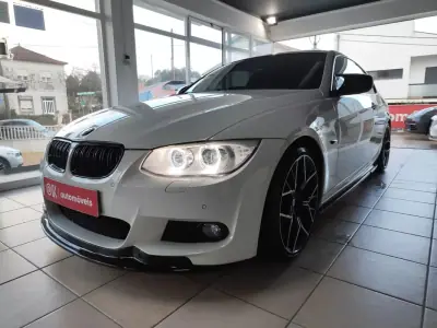 BMW 320 2012 - 18650 EUR, 179300 km - AUTO.MOTO.pt - 179300km - foto 5 de 35