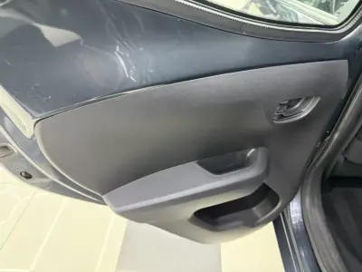 Toyota Aygo 2018 - 10450 EUR, 62569 km - AUTO.MOTO.pt - 62569km - foto 34 de 35