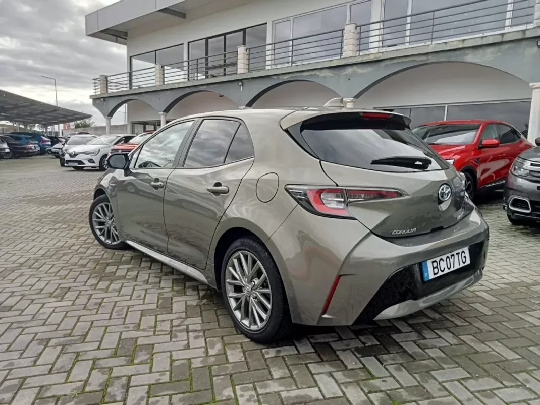 Toyota Corolla 2020 - 24500 EUR, 55000 km - AUTO.MOTO.pt - 55000km - foto 8 de 31