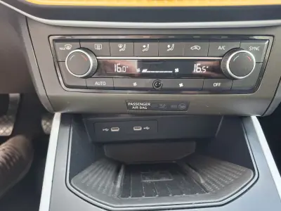 SEAT Arona 2023 - 17750 EUR, 25100 km - AUTO.MOTO.pt - 25100km - foto 24 de 30