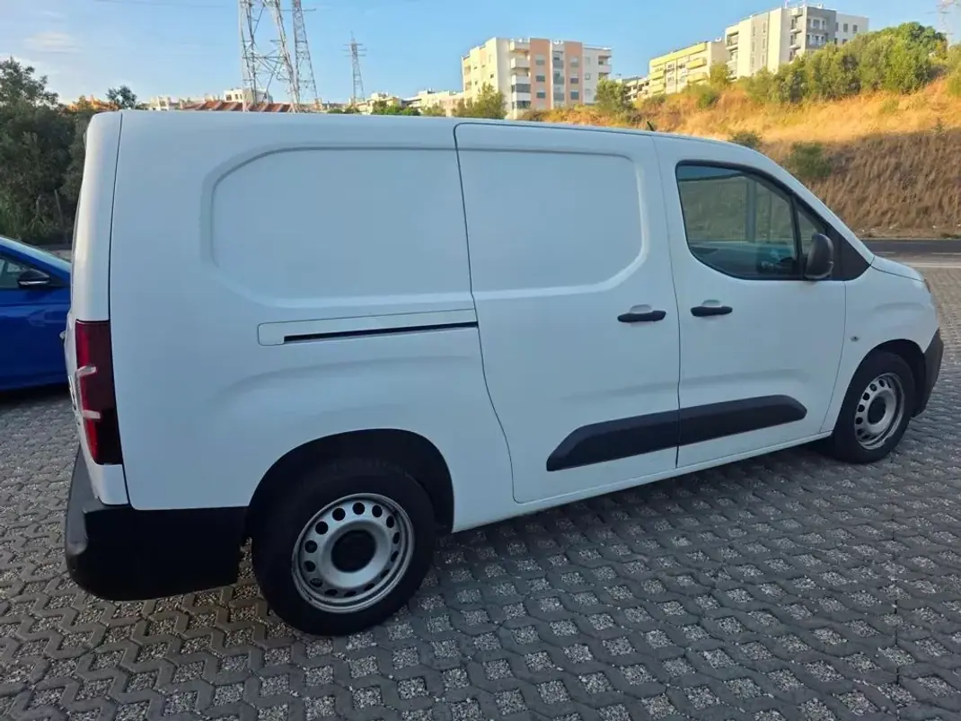 Citroën 2020 - 16990 EUR, 94349 km - 94349km - foto 10 de 15