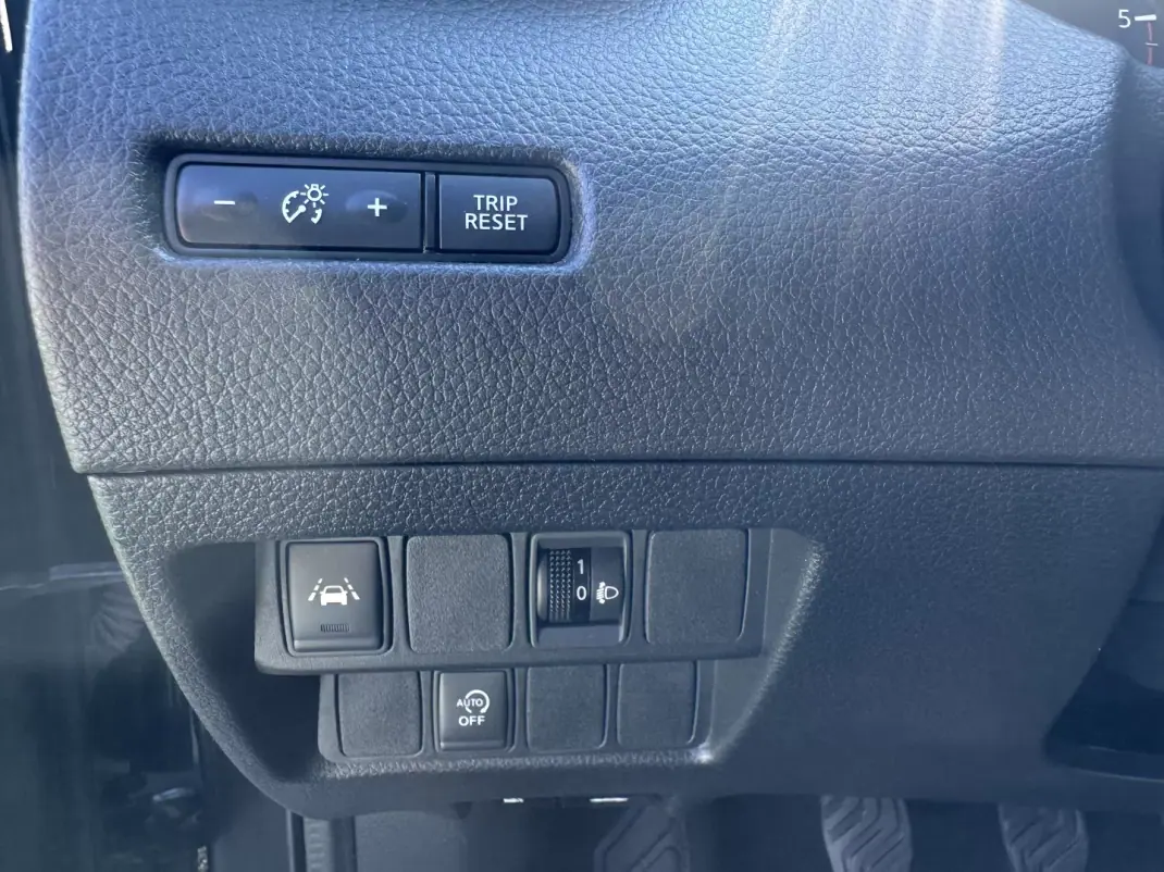 Nissan Qashqai 2018 - 15500 EUR, 200000 km - 200000km - foto 25 de 68