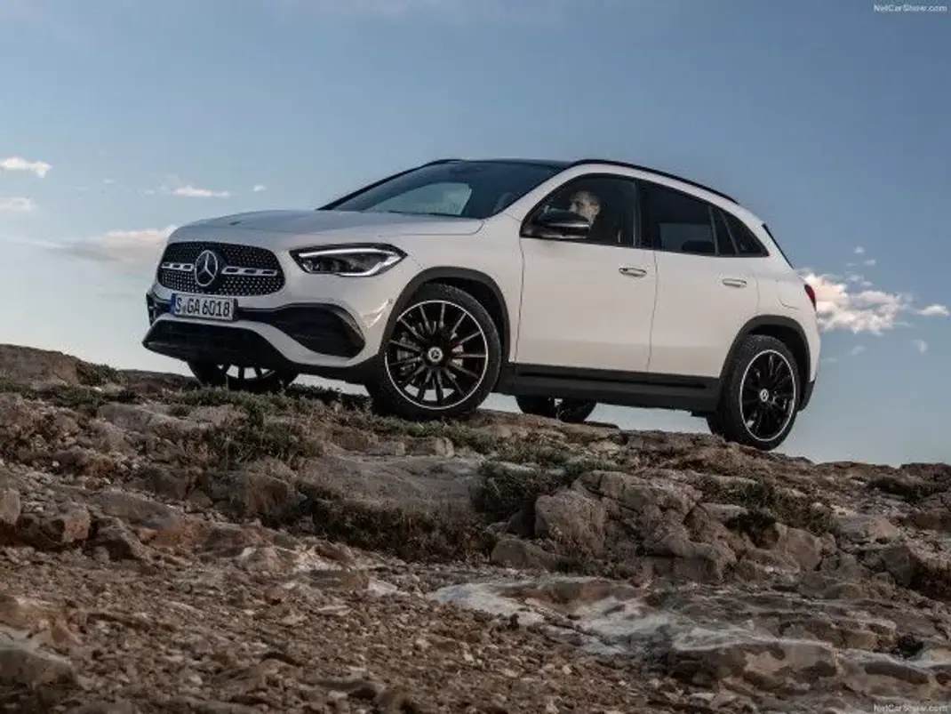 Mercedes-Benz GLA 250 2023
