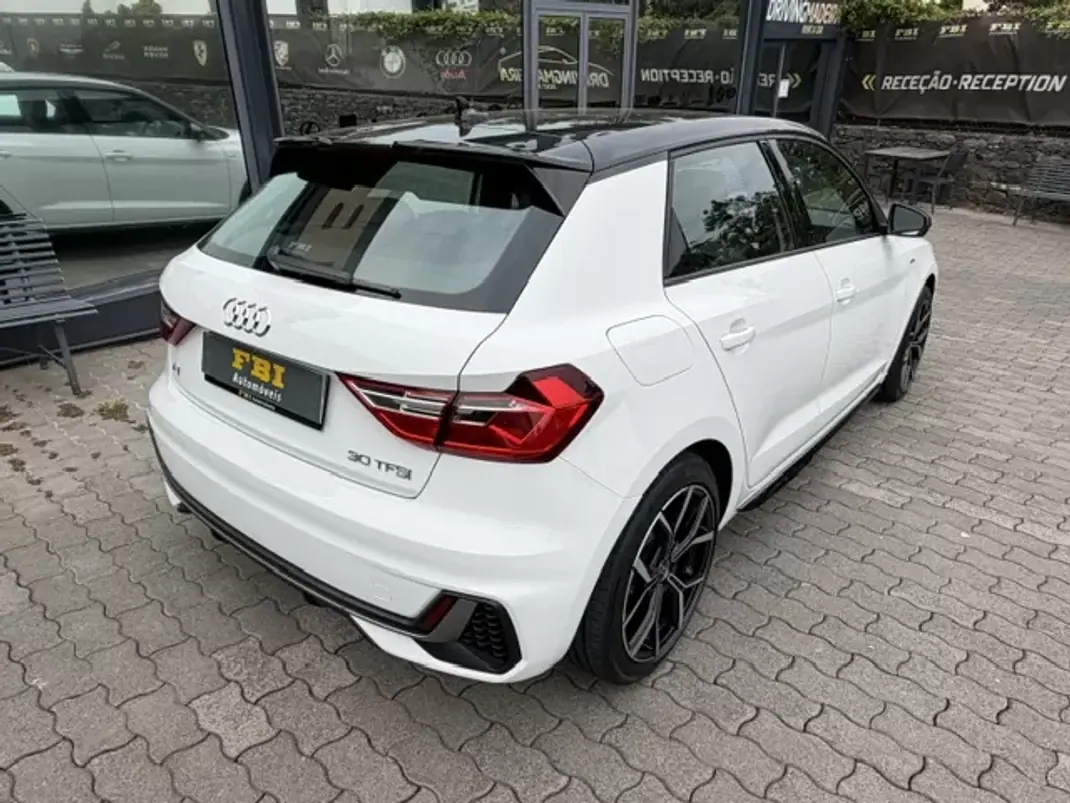 Audi A1 Sportback 2023 - 27900 EUR, 76460 km - 76460km - foto 9 de 12