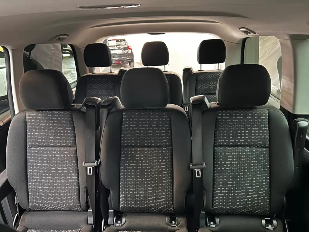 Mercedes-Benz Vito Tourer 2023 - 51900 EUR, 70000 km - 70000km - foto 13 de 13