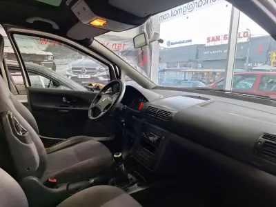 SEAT Alhambra 2007 - 4740 EUR, 314000 km - AUTO.MOTO.pt - 314000km - foto 17 de 17