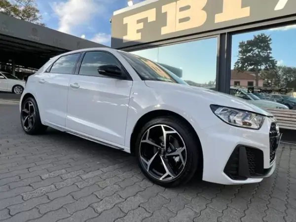Audi A1 Sportback 2023 - 27900 EUR, 22610 km - AUTO.MOTO.pt - 22610km - foto 6 de 12