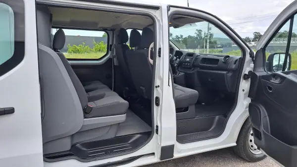 Renault Trafic 1.6DCi L1H1 2020 - 18900 EUR, 274037 km - AUTO.MOTO.pt - 274037km - foto 13 de 25