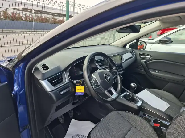 Renault Captur 2022 - 17750 EUR, 60500 km - AUTO.MOTO.pt - 60500km - foto 28 de 29